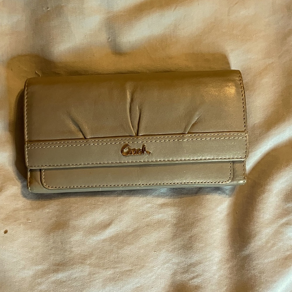 Grey tri-fold wallet